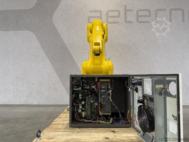 Robô remodelado com 1 ano de garantia FANUC M-20iB/25