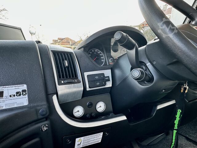 Integrált lakóautó Chausson Exaltis 7017