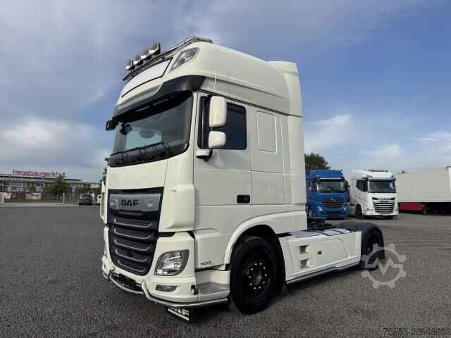 Standardni tegljač DAF XF 530 SSC Intarder Standklima Lightfix Bügel