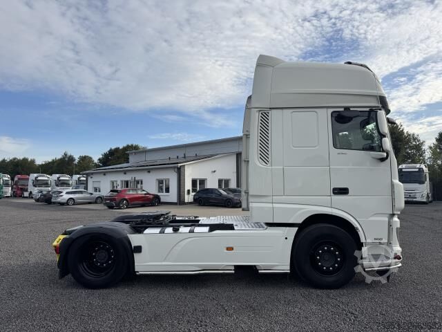 Standardni tegljač DAF XF 530 SSC Intarder Standklima Lightfix Bügel