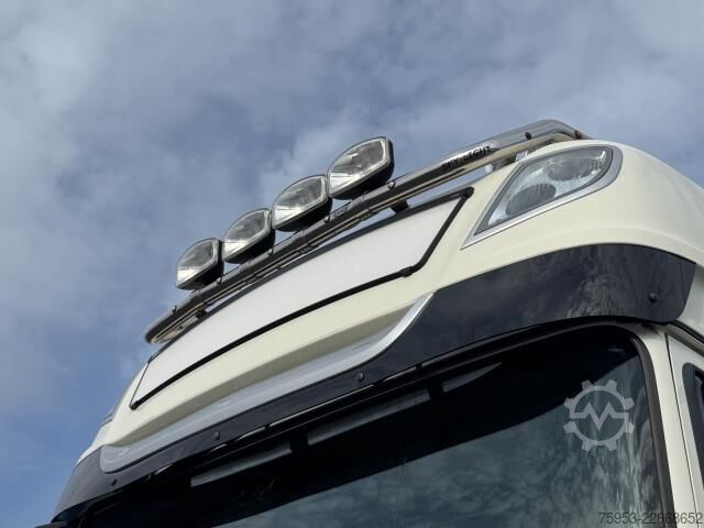 Standardni tegljač DAF XF 530 SSC Intarder Standklima Lightfix Bügel
