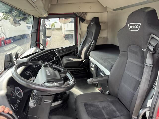 Tractor estándar Iveco S-Way 460 4x2 Intarder Standklima Drum Kompressor