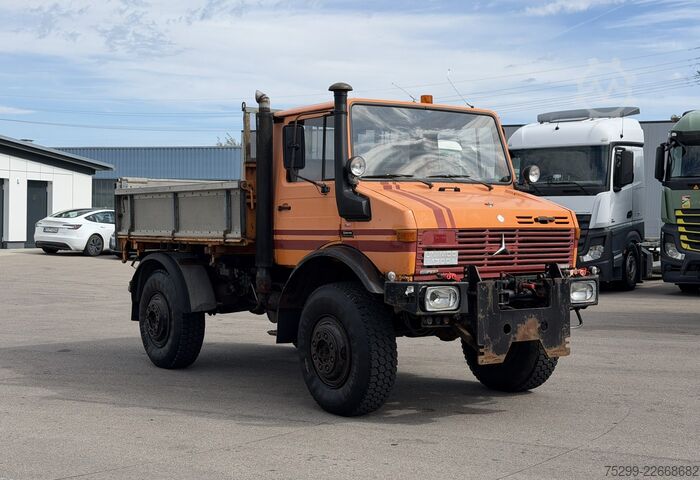 Dreiseitenkipper LKW Mercedes-Benz U 1700 4x4 3-Seitenkipper / Swiss-Vehicle