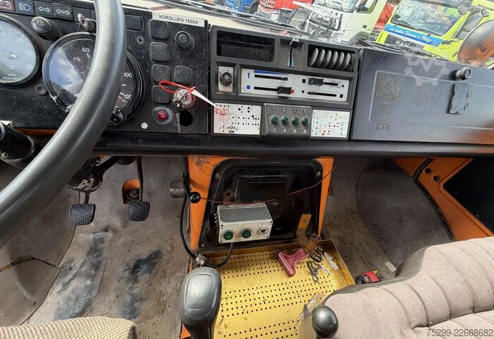 Dreiseitenkipper LKW Mercedes-Benz U 1700 4x4 3-Seitenkipper / Swiss-Vehicle
