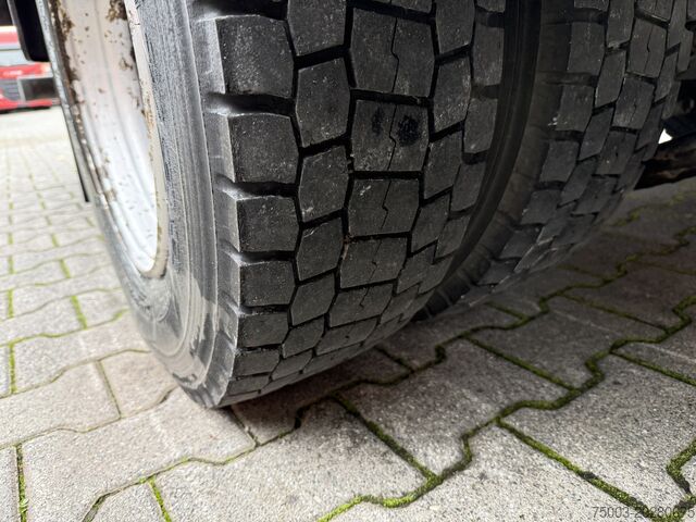Transporter mit Koffer MAN TGL 8.180 4X2 BL
