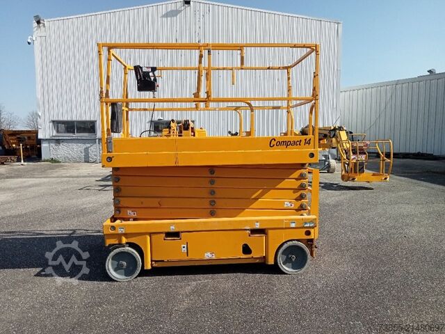 Mesa elevadora de tijera Haulotte Compact 14