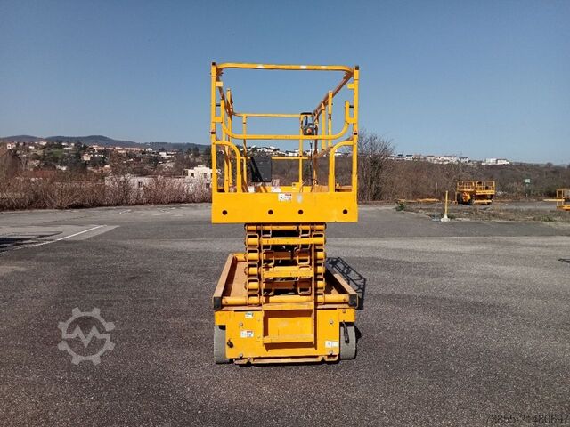 Mesa elevadora de tijera Haulotte Compact 14
