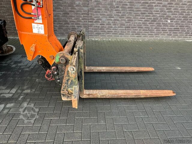 Alle terrein kraan Sennebogen 608 MULTICRANE/ROUGH TERRAIN CRANE + JIB