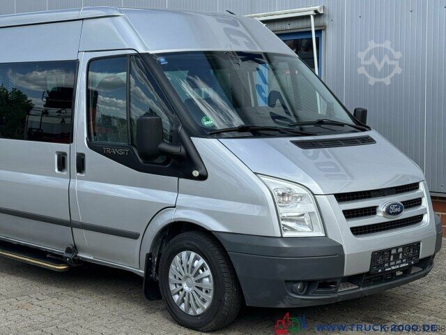 Minibus Ford Transit FT 300L Trend 9 Sitze & Rollstuhlrampe