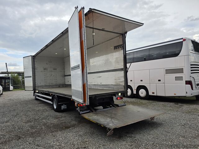 Camión caja Volvo FL 250 Koffer mit Portaltüren
