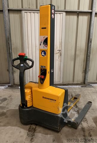 Empilhador elétrico Jungheinrich EMC B10