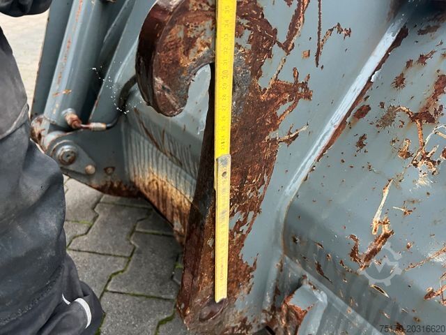 Andere  Klappschaufel / Zettelmeyer / Volvo CAT JCB