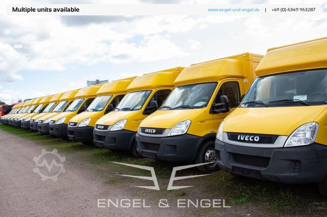 Dobozos furgon iveco Daily 35 S11 C30C AUTOMATIK KAMERA MAXI Regale DURCHGANG