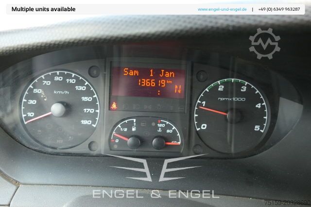 Vrachtwagen met bakwagen iveco Daily 35 S11 C30C AUTOMATIK KAMERA MAXI Regale LUFT - EURO 5 - CoC