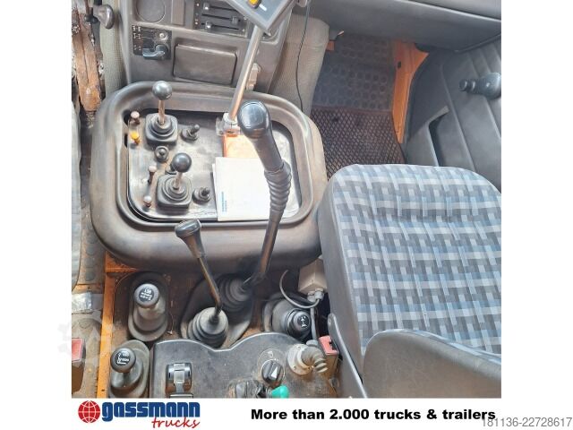 Speciális rendeltetésű teherautó Unimog U 130 4x4, Kipper, Zapfwelle vorne+hinten,