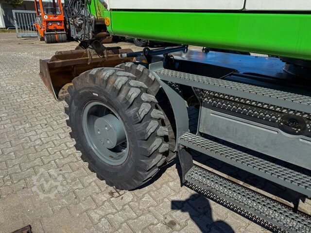 Excavator pe roți Liebherr A904C MS10SW hydr. Klima ZSA