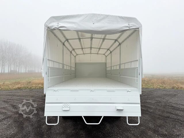 Dekzeil Iveco T-Way AD380T43H AT Tarpaulin/Canvas Body Truck