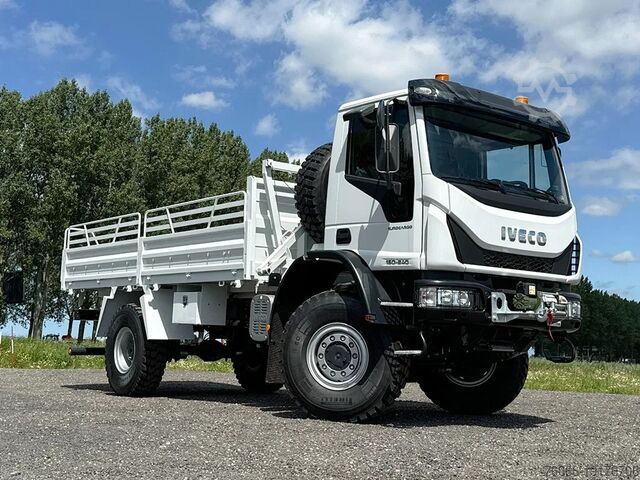 Koffer Iveco EuroCargo 150 Flatbed with Sides
