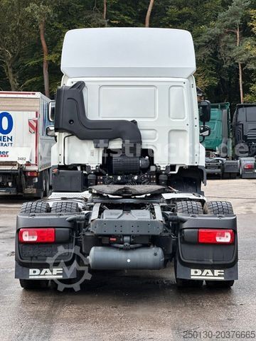 Standardowy ciągnik siodłowy DAF CF 450 FT 4x2 *Unfallschaden*