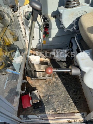 Rupsgraver NEUSON 75Z3 RD Gummikette/Schnellwechsler Löffel