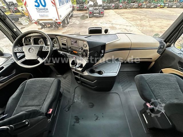 Vrachtwagenchassis MERCEDES-BENZ Actros 1833 LNR 4x2 Volumen-Fahrgestell