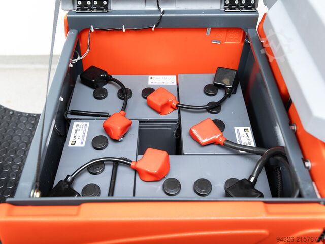 Hako schrobzuigmachine B140 R NIEUWE BATTERIJEN Hako Scrubmaster B140 R - 2016y - 735h