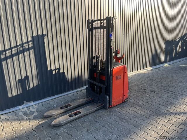 Στοίβαξη πεζών Linde L14