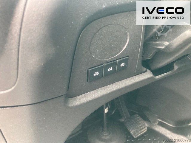 Vrachtwagen met bakwagen IVECO 70C18HA8/P Koffer/LBW - wenig KM