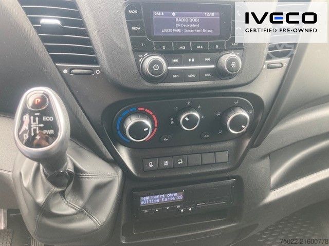 Vrachtwagen met bakwagen IVECO 70C18HA8/P Koffer/LBW - wenig KM