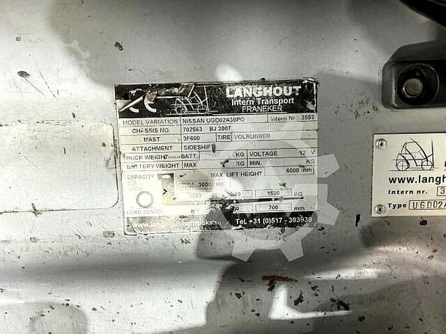 Chariot élévateur Nissan UGD 02 A 30 PQ