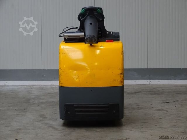 Vontatási traktor Jungheinrich EZS C40