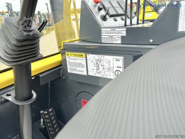 4-way forklift Combilift CB4000 TRIPLEX 5200 FREE-LIFT POSITIONER