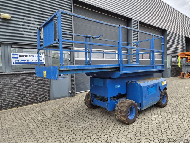 Sakse lift Genie GS3268RT, 4x4, 12m Workingheight, Kubota