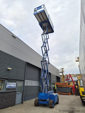 Sakse lift Genie GS3268RT, 4x4, 12m Workingheight, Kubota