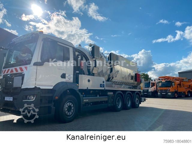 Vacuümtankwagen MAN TGS 35.510 8x4-4 BL Kroll ADR Sauger (Kolben)