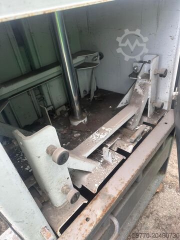 Empacadora HSM V-PRESS 610