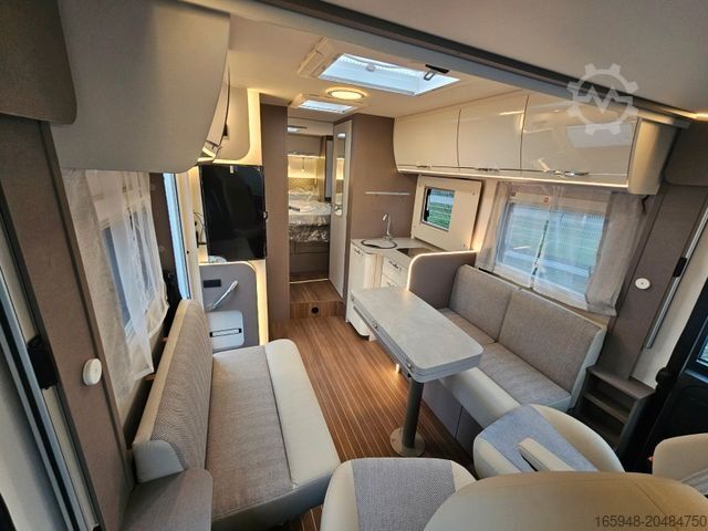 Entegre karavan ETRUSCO I 7400 QBC , Autom. TV-Sat , Queensbett ,