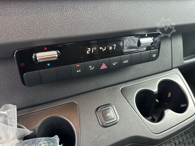 Yüksek tavanlı panelvan MERCEDES-BENZ Sprinter 319 CDI 4x4 Pro Automatik LED L2H2 AHK