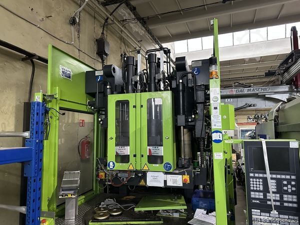 μηχανή χύτευσης με έγχυση Engel Insert 80V/80V/100 2F