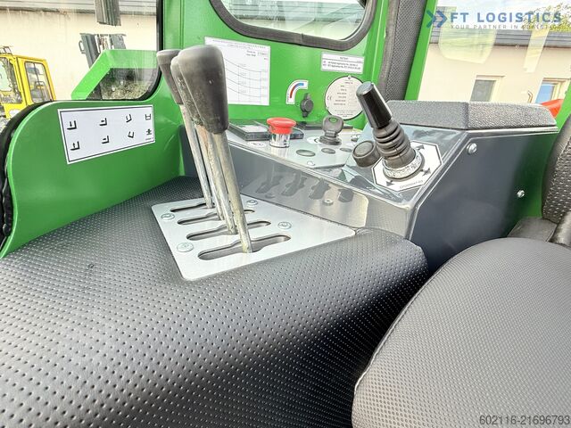 Chariot élévateur multidirectionnel Combilift C5000XL / DIESEL / WIDE FORK POSITIONER