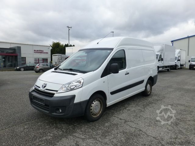 High top van TOYOTA PROACE 2.0d L2H2 Klima Standheizung