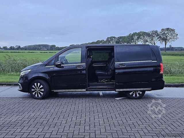Személyszállítás MERCEDES-BENZ EQV 300 L2 365KM WLTP LED 360Camera Leer 110Kw-...