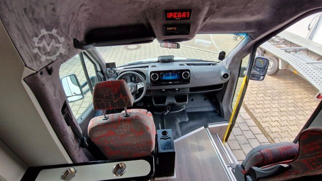 Minibús MERCEDES-BENZ 30 Sitzer Schulbus Transferbus 519 Stock