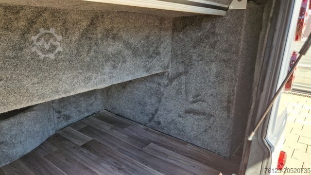 Minibús MERCEDES-BENZ 30 Sitzer Schulbus Transferbus 519 Stock