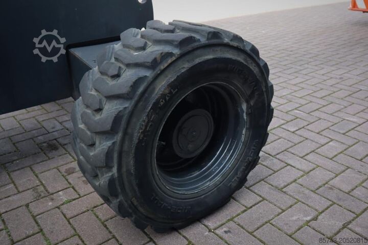 Telescopic boom lift Genie S45 Valid inspection, Diesel, 4x4 Drive, 15.72 m W