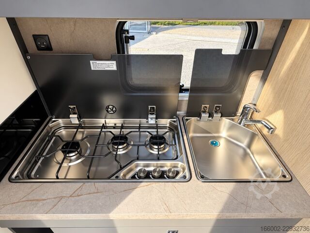 Karavan HOBBY De Luxe 460 SL Modelljahr 2027 ausgestellt!