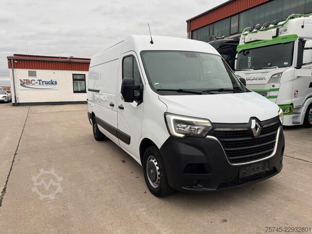 Κλειστό βαν RENAULT MASTER 2,3 * PHARMA ZERTIFIKAT * KLIMA *