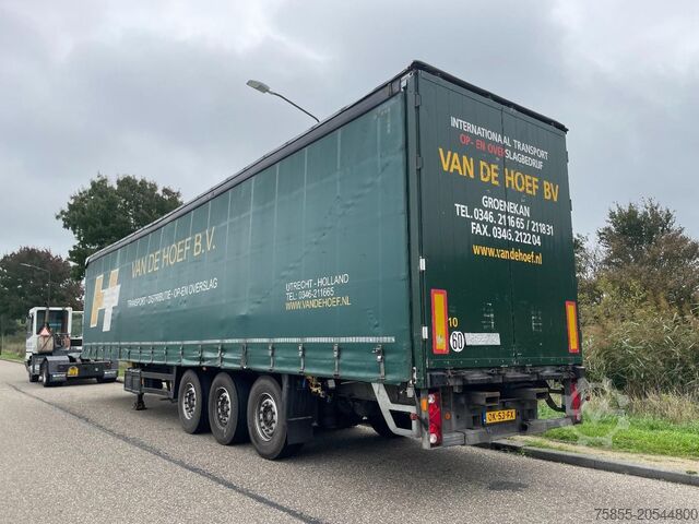 Bâché à rideaux latéraux Schmitz SCS 24/L - 13.62 E B (S01) Kooiaap / SAF Axle /...