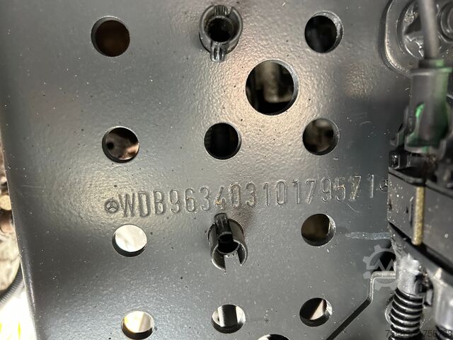 Standard-SZM Mercedes-Benz Actros 1845 Bigspace / 910 dkm / Stand Klima / ...