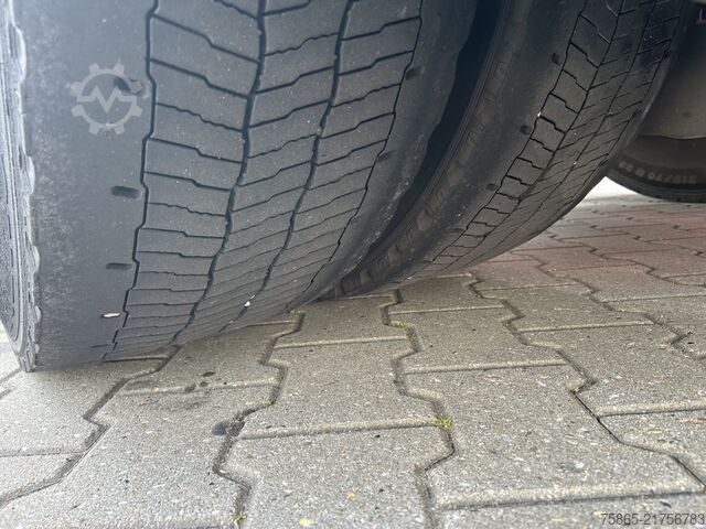 Estándar-SZM DAF XF 460 FT SSC / 865 dkm / Tacho V2 / 2 Tanks / ...